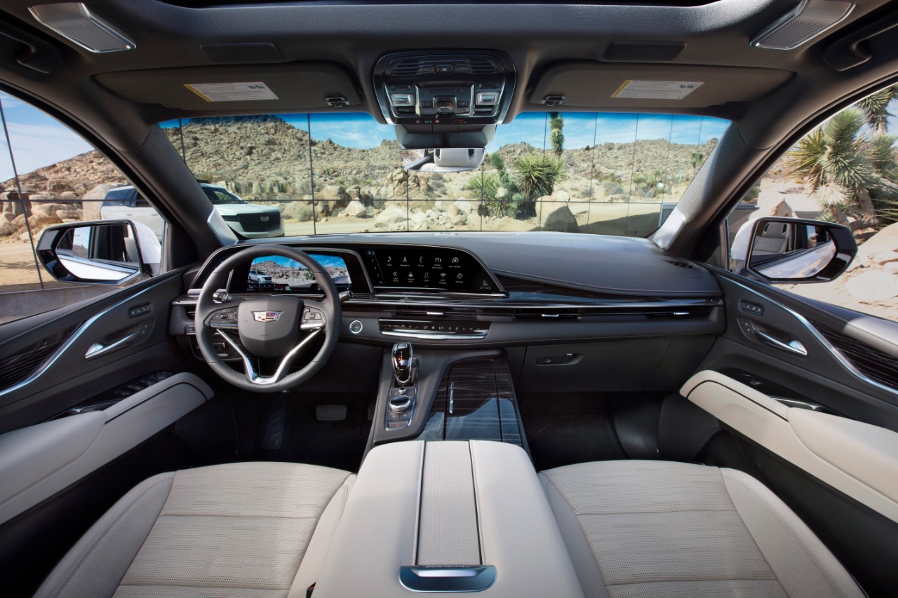 2023 ESCALADE OLED SCREEN