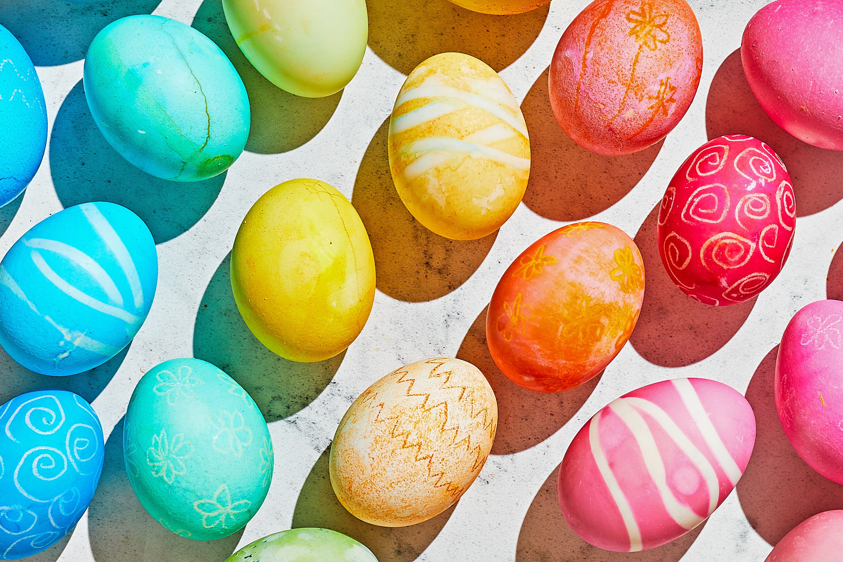 How to Dye Easter Eggs